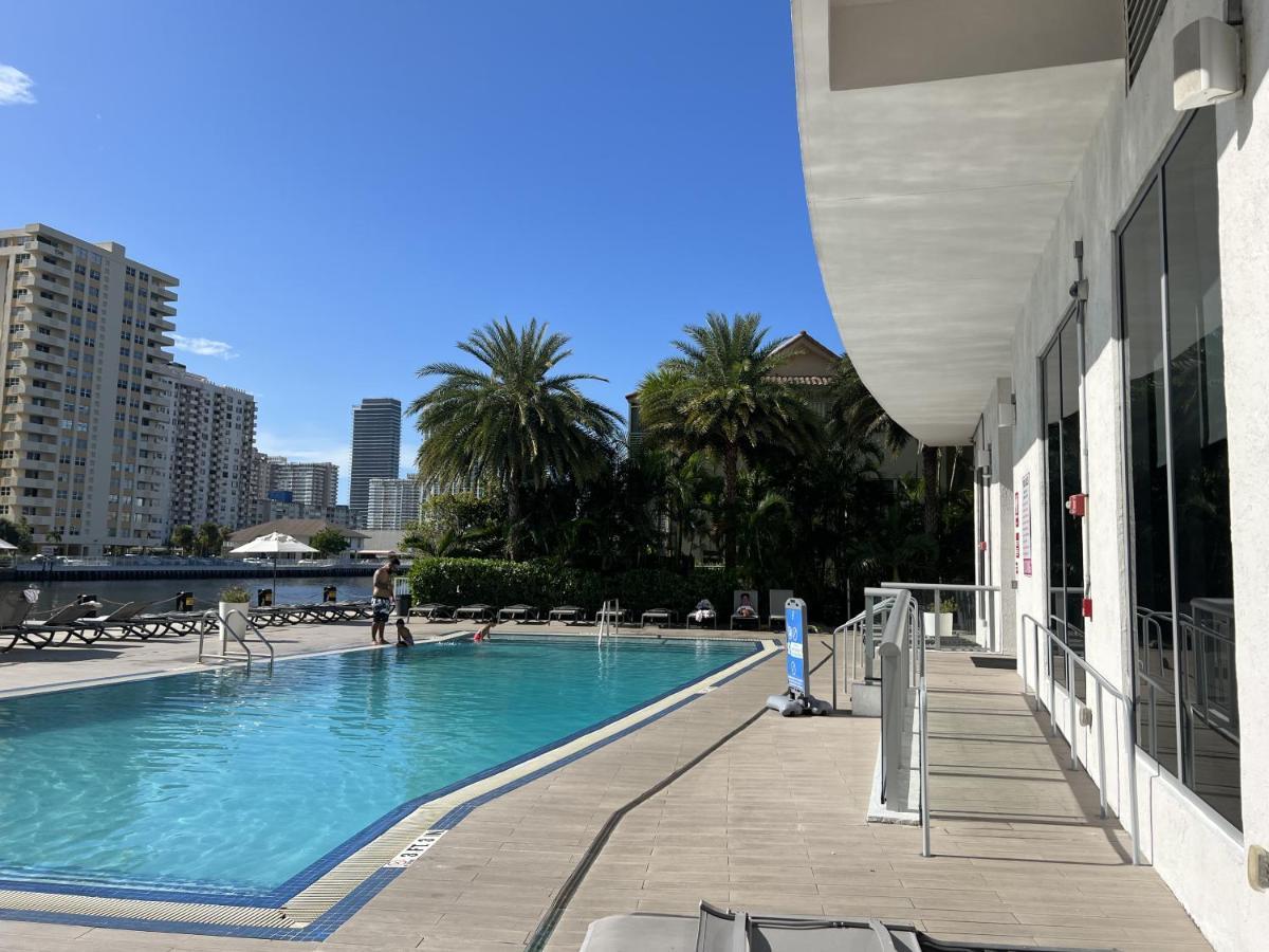 23Rd Floor Luxury & Spacious Beachwalk Resort Apartment With Amazing View Hallandale Beach Exterior photo