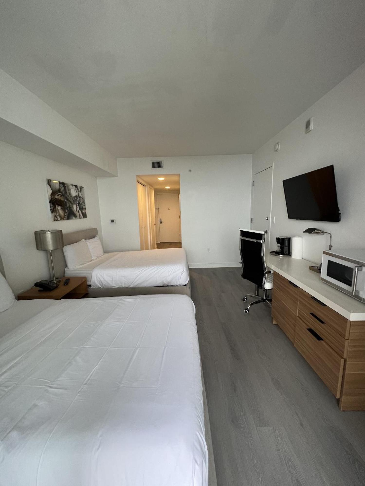 23Rd Floor Luxury & Spacious Beachwalk Resort Apartment With Amazing View Hallandale Beach Exterior photo