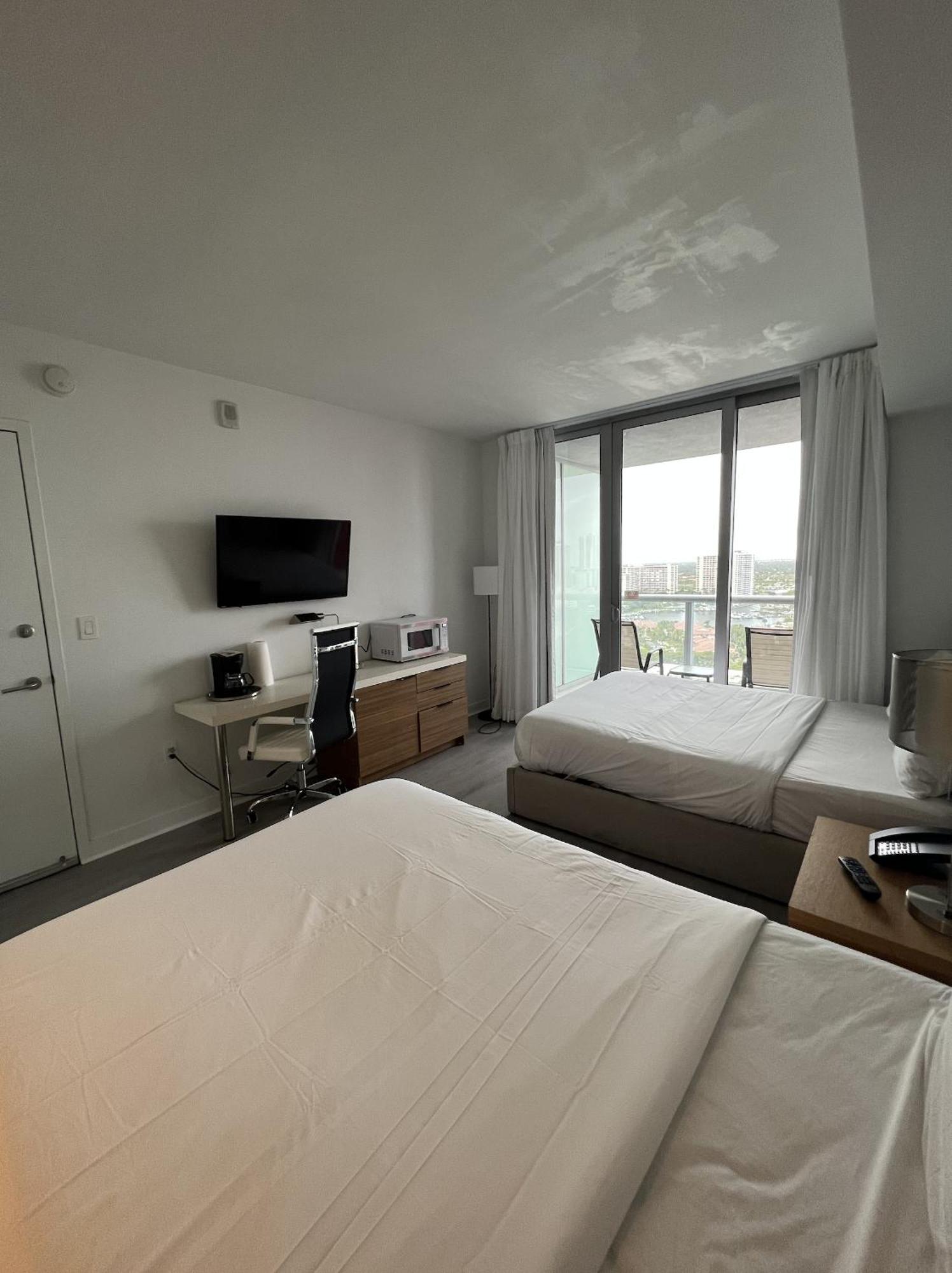 23Rd Floor Luxury & Spacious Beachwalk Resort Apartment With Amazing View Hallandale Beach Exterior photo