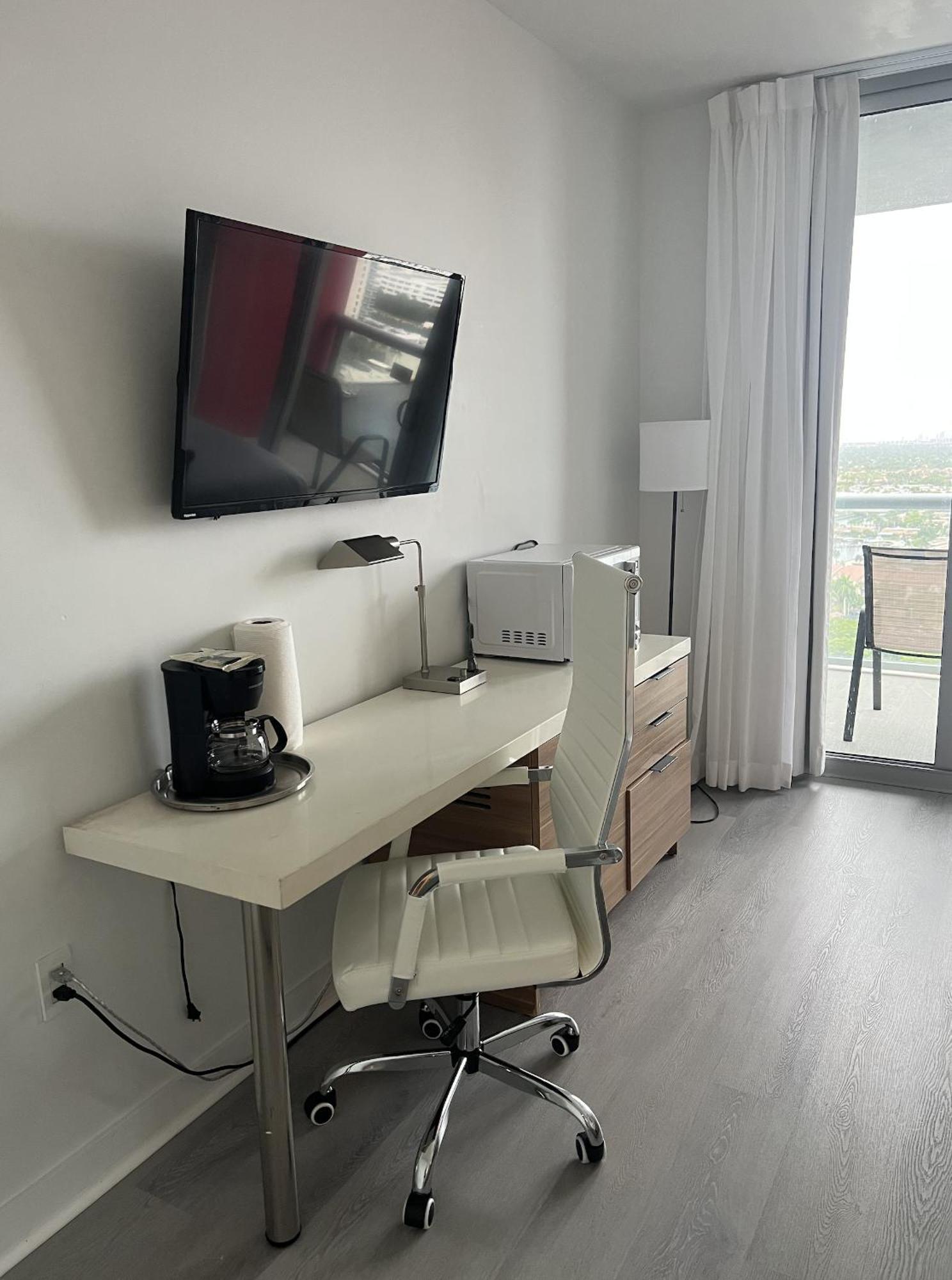 23Rd Floor Luxury & Spacious Beachwalk Resort Apartment With Amazing View Hallandale Beach Exterior photo