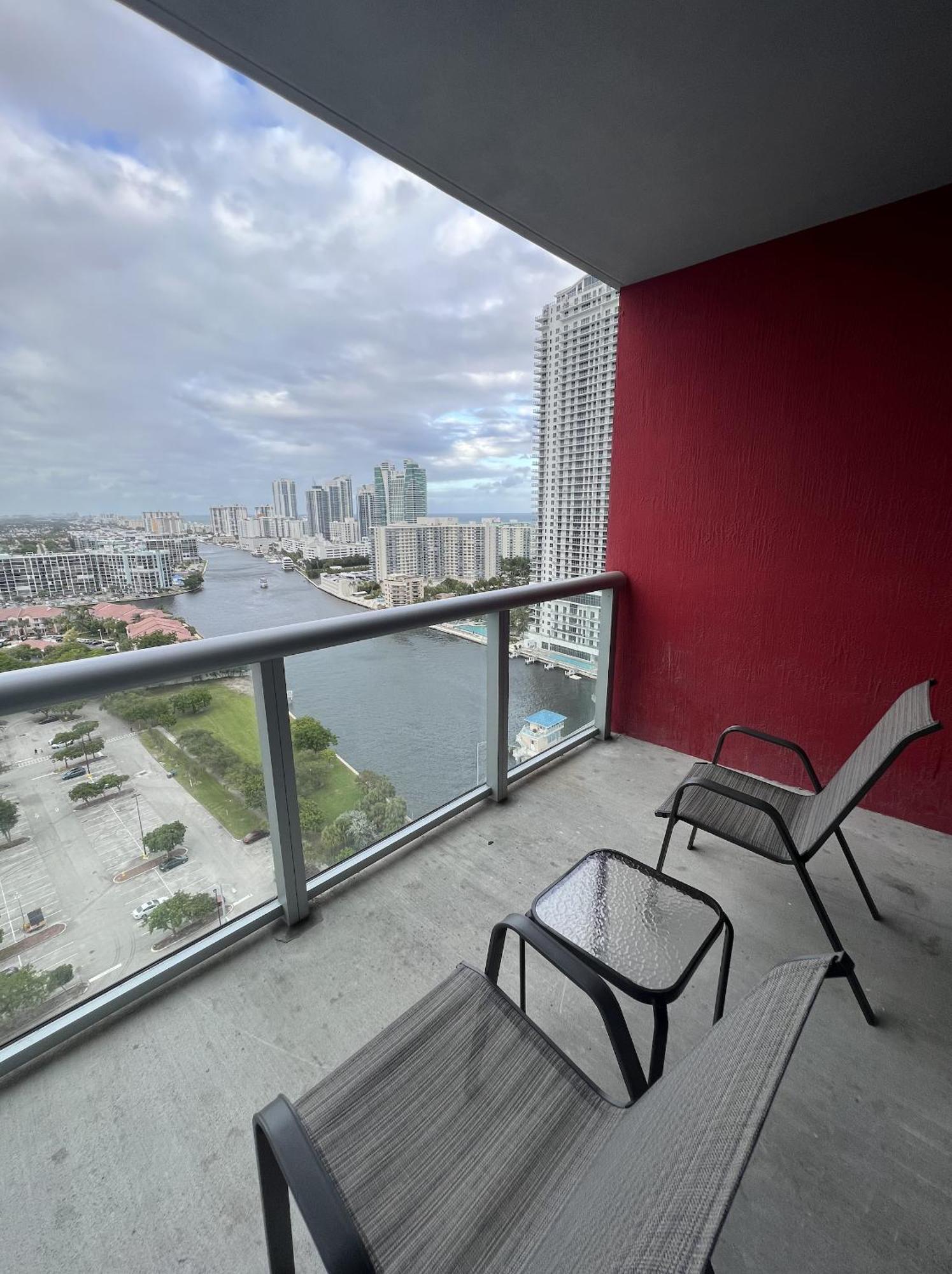 23Rd Floor Luxury & Spacious Beachwalk Resort Apartment With Amazing View Hallandale Beach Exterior photo