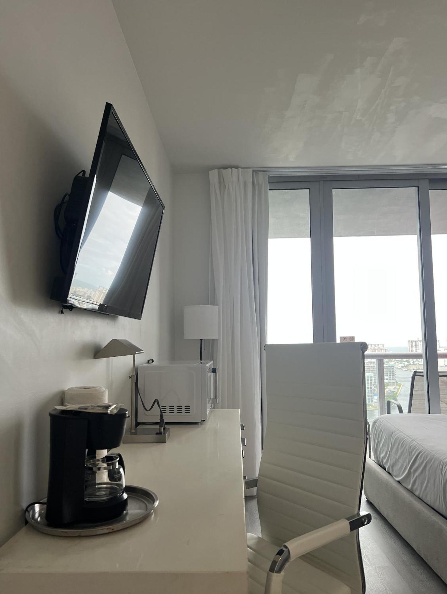 23Rd Floor Luxury & Spacious Beachwalk Resort Apartment With Amazing View Hallandale Beach Exterior photo